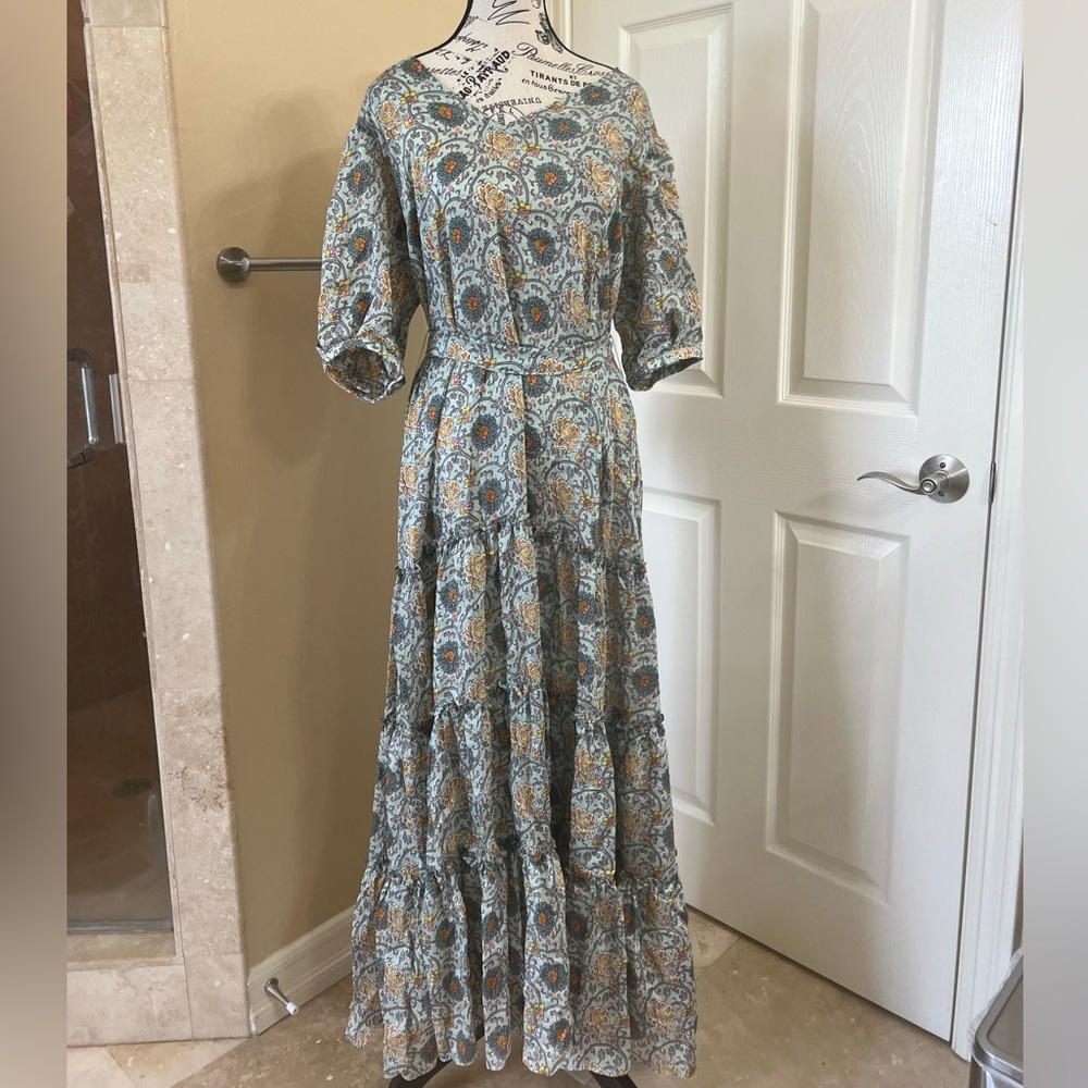 Traffic people floral dress